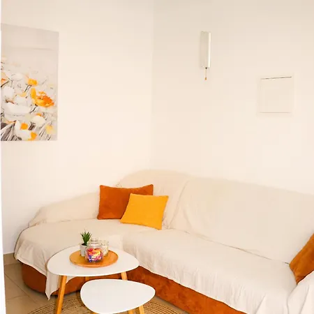 Appartement With Terrace, Garden And Free Parking Krk Town
